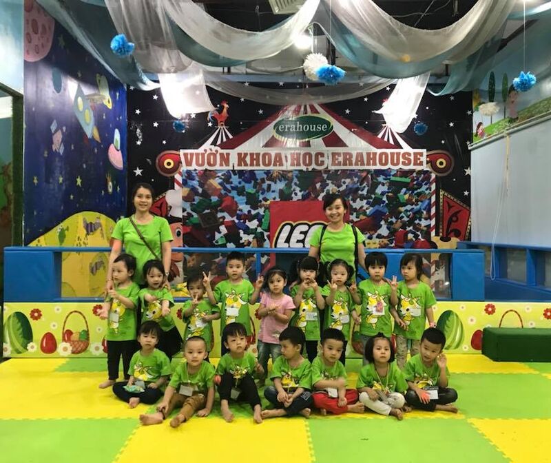 Các bé trường MN Tứ Liên hào hứng tham gia tham quan tại Vườn khoa học ERAHOUSE.