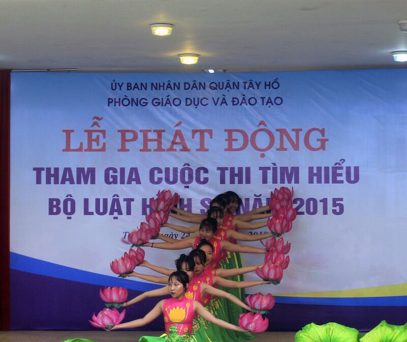 LỄ PHÁT ĐỘNG THAM GIA CUỘC THI "TÌM HIỂU BỘ LUẬT HÌNH SỰ NĂM 2015" QUẬN TÂY HỒ - HÀ NỘI