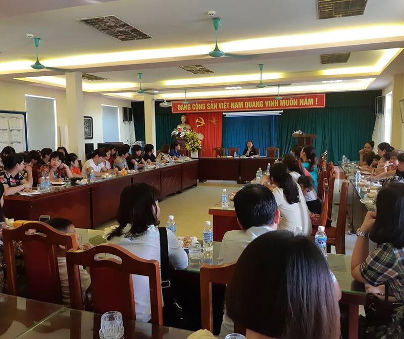 BGH trường MN Tứ Liên tổ chức cuộc họp với Ban đại diện CMHS các lớp năm học 2018-2019