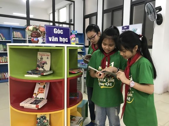 Văn hóa đọc nhìn từ thư viện trường học