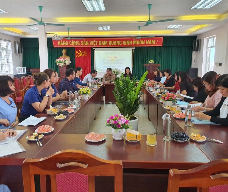 Trường MN Tứ Liên đón đoàn kiểm định chất lượng trường mầm non.