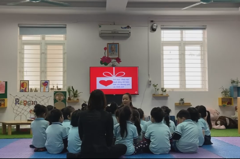 TRƯỜNG MẦM NON TỨ LIÊN TỔ CHỨC HOẠT ĐỘNG KIẾN TẬP CHUYÊN ĐỀ GIÁO DỤC TÌNH CẢM CHO TRẺ MN