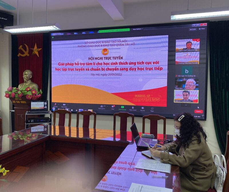 TRƯỜNG TH TỨ LIÊN: THAM GIA TẬP HUẤN "GIẢI PHÁP HỖ TRỢ TÂM LÝ CHO HỌC SINH THÍCH ỨNG TÍCH CỰC VỚI HỌC TẬP TRỰC TUYẾN VÀ CHUẨN BỊ CHO VIỆC CHUYỂN SANG DẠY HỌC TRỰC TIẾP