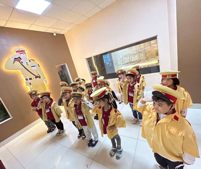 Cùng các bé tham quan Kitcity với những trải nghiệm thú vị