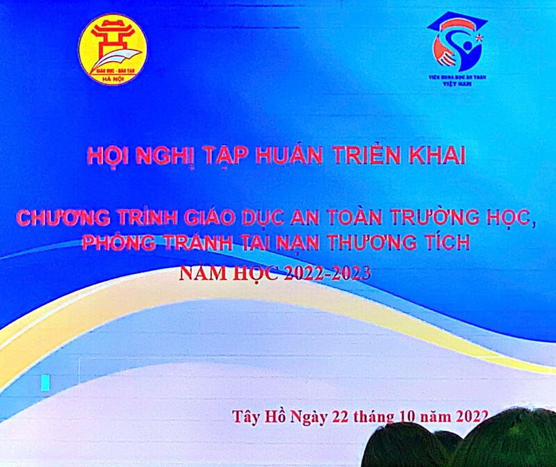 ⚠️  THAM GIA CHƯƠNG TRÌNH TẬP HUẤN AN TOÀN TRƯỜNG HỌC, PHÒNG TRÁNH TNTT.