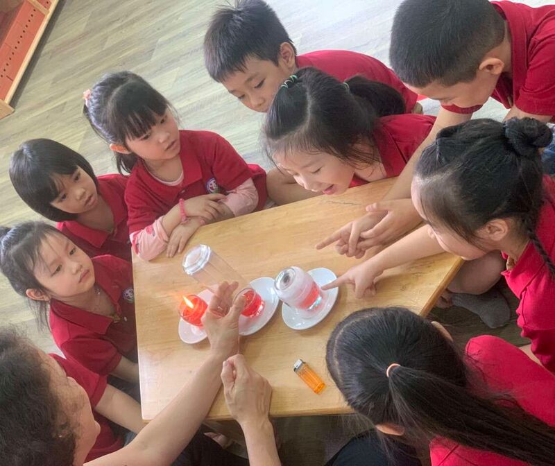 Hoạt động khám phá : Điều kỳ diệu của không khí mẫu giáo lớn A5