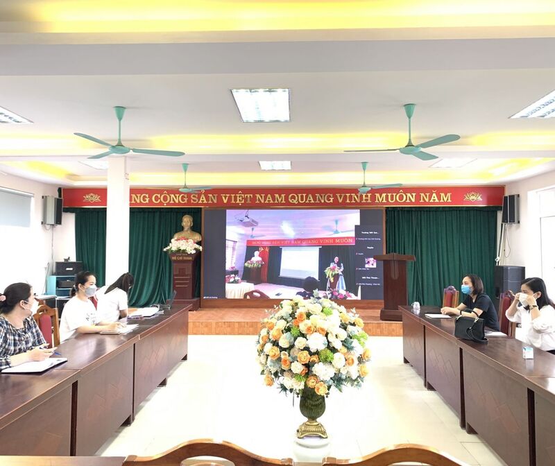 Trường mầm non Tứ Liên tham gia kiến tập chuyên đề "Trường tiểu học chào đón bé" 