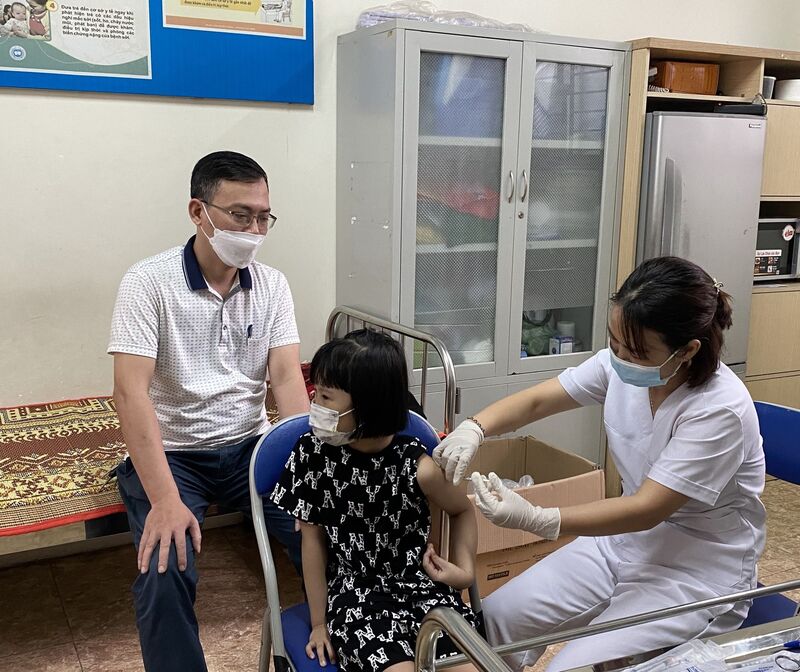 TIÊM PHÒNG VẮC XIN COVID-19 CHO TRẺ TỪ 5 ĐẾN DƯỚI 12 TUỔI