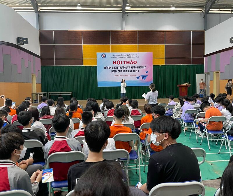 Chương trình Hướng nghiệp cho học sinh lớp 9 năm học 2021-2022!