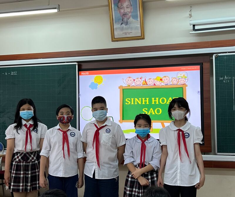 SINH HOẠT SAO CHỦ ĐIỂM: YÊU SAO, YÊU ĐỘI TNTP HỒ CHÍ MINH