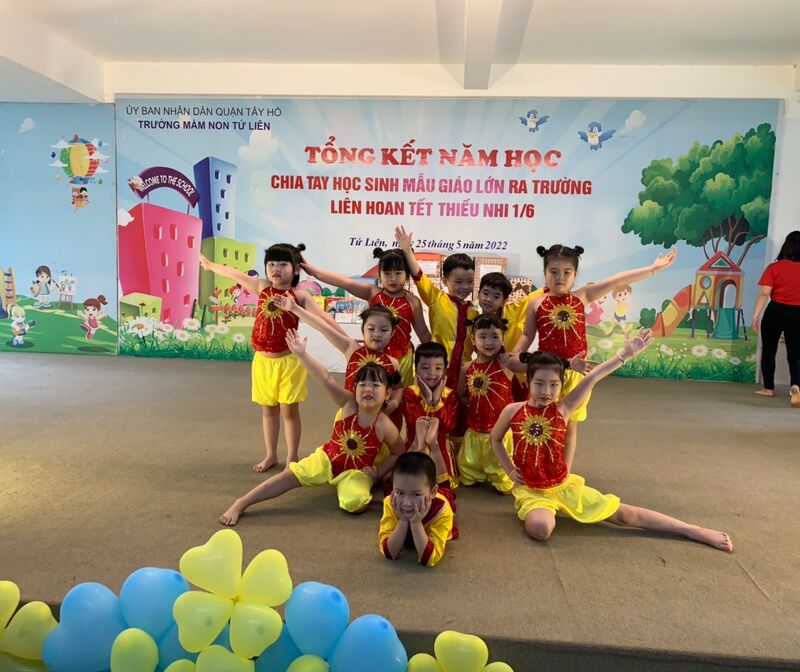 Trường Mầm non Tứ Liên tổ chức chương trình " Tổng kết năm học - chia tay học sinh mẫu giáo lớn ra trường và liên hoan tết thiếu nhi 1/6