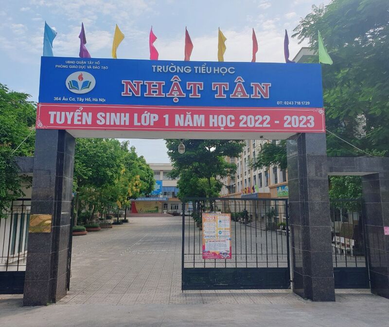 📸 Trường Tiểu học Nhật Tân tích cực hỗ trợ CMHS đăng ký tuyển sinh trực tuyến trong ngày tuyển sinh trực tuyến thứ hai 💕