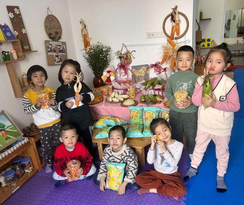 Học sinh khối mẫu giáo lớn hào hứng đến với dự án " Bắp ngô"