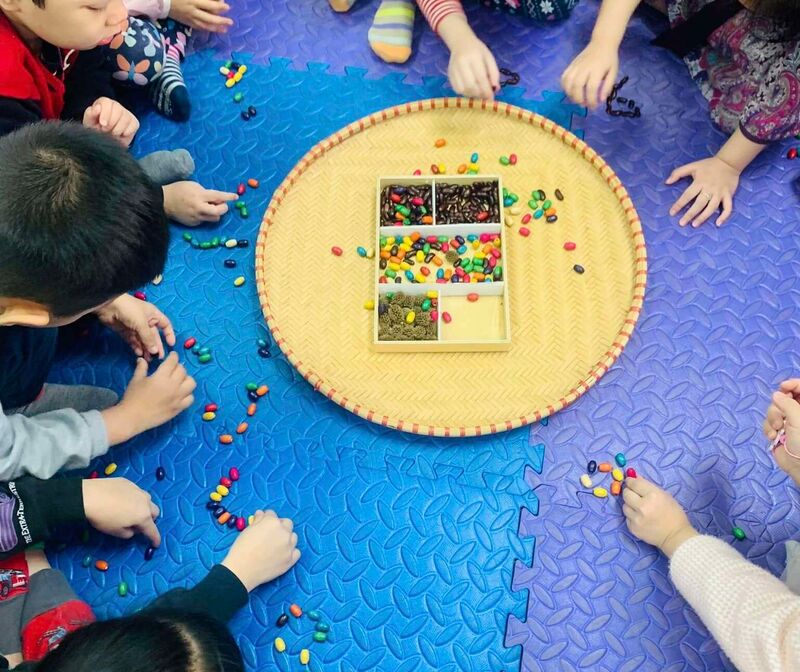 BÉ CHƠI MÀ HỌC.