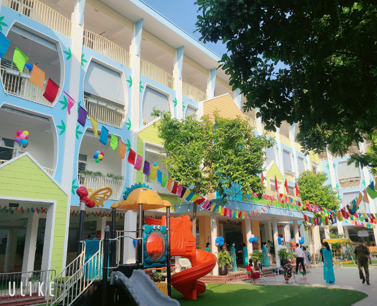 Xây dựng văn hóa nhà trường hướng tới trường học hạnh phúc