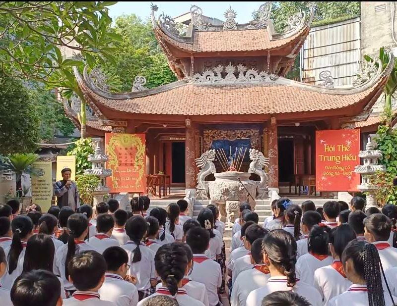 Trường tiểu học Đông Thái Tìm hiểu di tích Đền Đồng Cổ