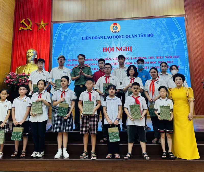 SƠ KẾT CÔNG TÁC CÔNG ĐOÀN 6 THÁNG ĐẦU NĂM