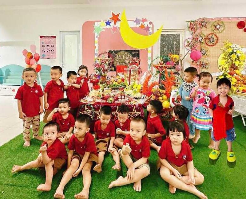 Những hoạt động trong ngày Trung Thu của bé !!!