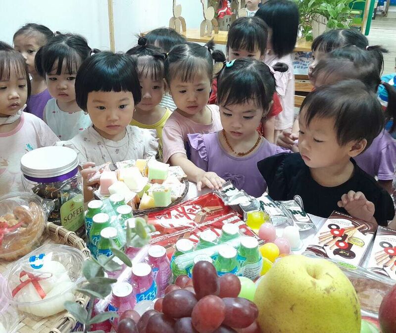 Các hoạt động ngày trung thu của các bé nhà trẻ