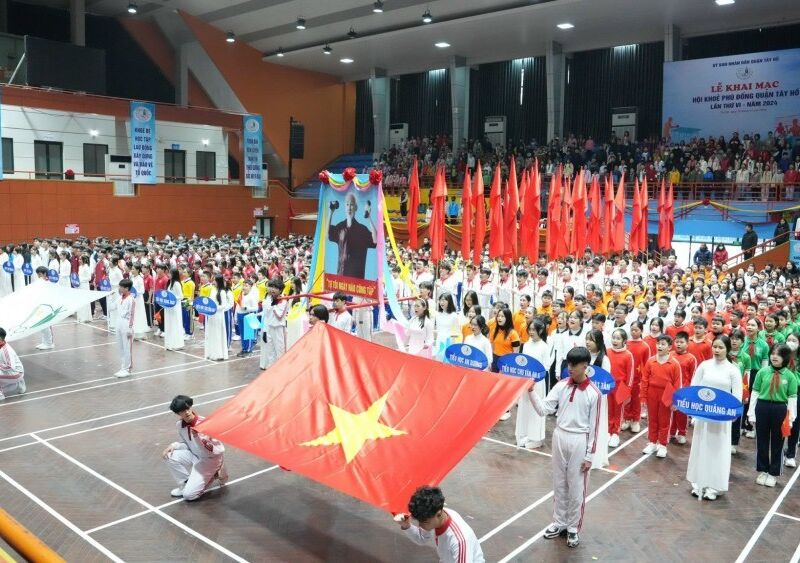 Quận Tây Hồ tưng bừng tổ chức Lễ khai mạc Hội khỏe Phù Đổng lần thứ VI, năm 2024