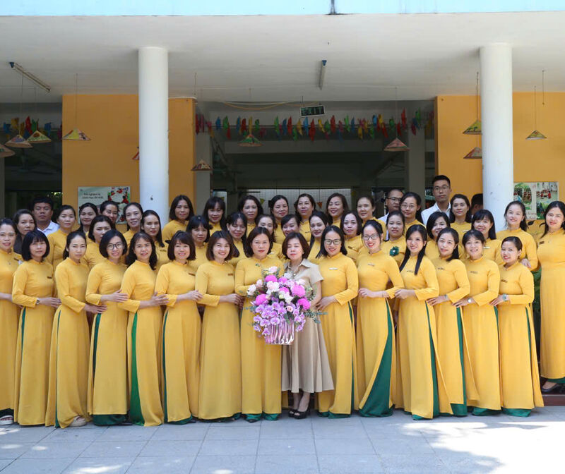 TRƯỜNG MẦM NON TỨ LIÊN TỔ CHỨC HỘI NGHỊ CÁN BỘ, VIÊN CHỨC VÀ NGƯỜI LAO ĐỘNG NĂM HỌC 2024-2025