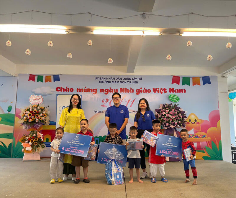 TRƯỜNG MẦM NON TỨ LIÊN KẾT HỢP VỚI TRUNG TÂM TIẾNG ANH APOLO TỔ CHỨC NGÀY HỘI GIAO LƯU CHO HỌC SINH