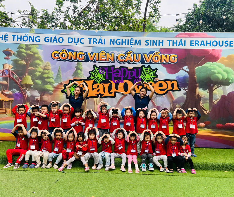 TRƯỜNG MẦM NON TỨ LIÊN TỔ CHỨC CHO TRẺ THAM GIA CHƯƠNG TRÌNH GIÁO DỤC NGOẠI KHÓA TẠI CÔNG VIÊN CẦU VỒNG