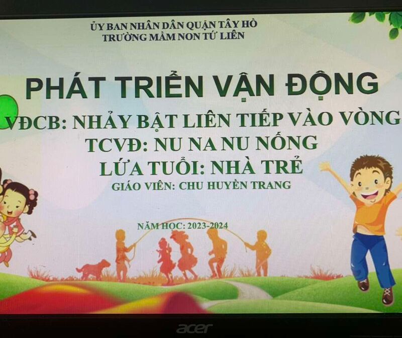 VẬN ĐỘNG - VĐCB: Nhảy bật liên tiếp vào vòng (Trẻ chưa biết) - TCVĐ: Nu na nu nống