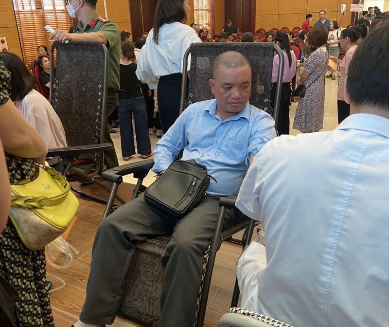 🎗️ CBGVNV và PHHS TRƯỜNG MẦM NON TỨ LIÊN TÍCH CỰC  THAM GIA HOẠT ĐỘNG "HIẾN MÁU TÌNH NGUYỆN NĂM 2024"