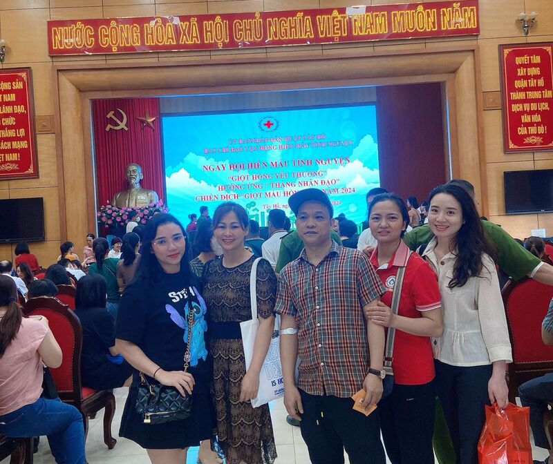 Giáo viên - nhân viên trường MN An Dương tham gia "Hiến máu nhân đạo" năm 2024