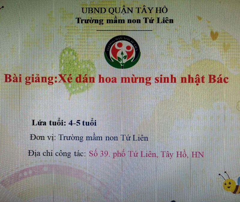 Hoạt động tạo hình:  Xé dán hoa mừng sinh nhật Bác