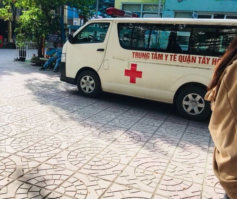 TRƯỜNG MẦM NON AN DƯƠNG PHUN HÓA CHẤT DIỆT MUỖI PHÒNG DỊCH SỐT XUẤT HUYẾT .