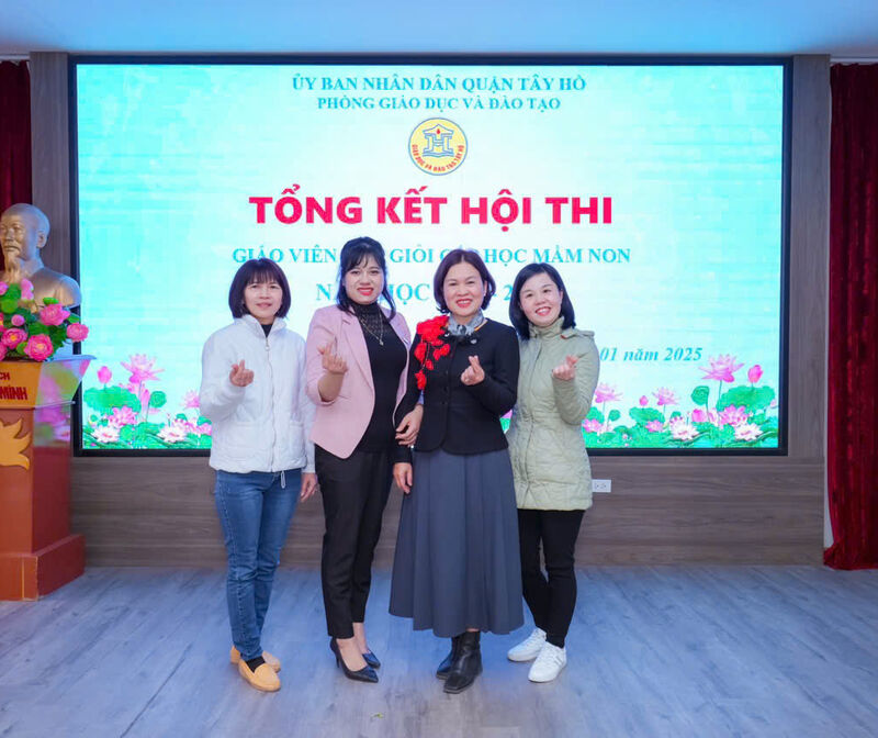 TRƯỜNG MẦM NON TỨ LIÊN THAM GIA TỔNG KẾT HỘI THI GIÁO VIÊN GIỎI BẬC HỌC MẦM NON NĂM HỌC 2024-2025