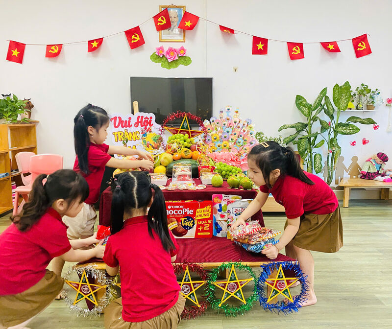 🎉🌕 VUI HỘI TRĂNG RẰM CÙNG CÁC BÉ KHỐI MẪU GIÁO NHỠ TRƯỜNG MẦM NON TỨ LIÊN 🌕🎉