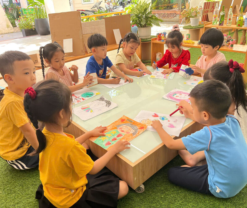 🌿  TRẢI NGHIỆM CAMPING THÚ VỊ CỦA CÁC BẠN NHỎ MẪU GIÁO LỚN VẼ TRANH:"NGƯỜI THÂN YÊU NHẤT CỦA EM"  🌿