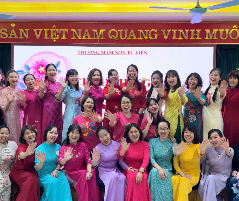 TUẦN LỄ ÁO DÀI TẠI TRƯỜNG MN TỨ LIÊN