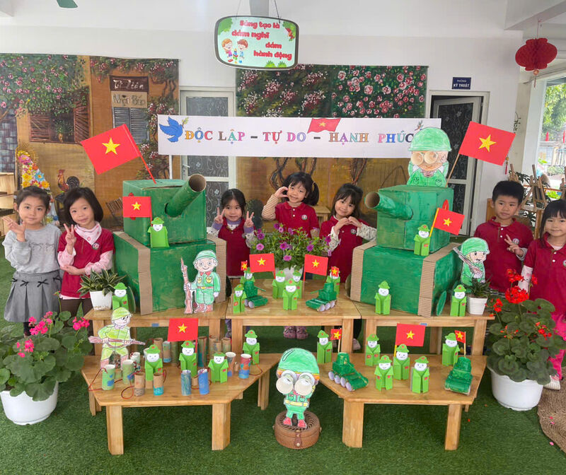 CÁC BÉ KHỐI MẪU GIÁO LỚN THAM GIA HOẠT ĐỘNG TRẢI NGHIỆM CHÀO MỪNG KỈ NIỆM 50 NĂM GIẢI PHÓNG MIỀN NAM, THỐNG NHẤT ĐẤT NƯỚC 30/4/ 1975- 30/4/ 2025