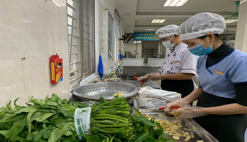 TRƯỜNG MẦM NON TỨ LIÊN HƯỞNG ỨNG THÁNG HÀNH ĐỘNG VÌ AN TOÀN THỰC PHẨM 2025