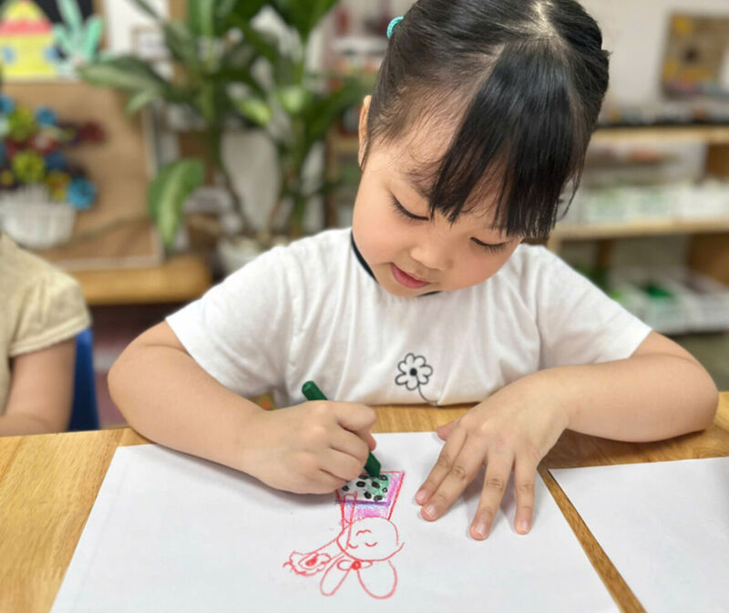 🎨 HOẠT ĐỘNG VUI HỌC: BÉ VẼ CỐC TRÀ SỮA NGỘ NGHĨNH 🧋