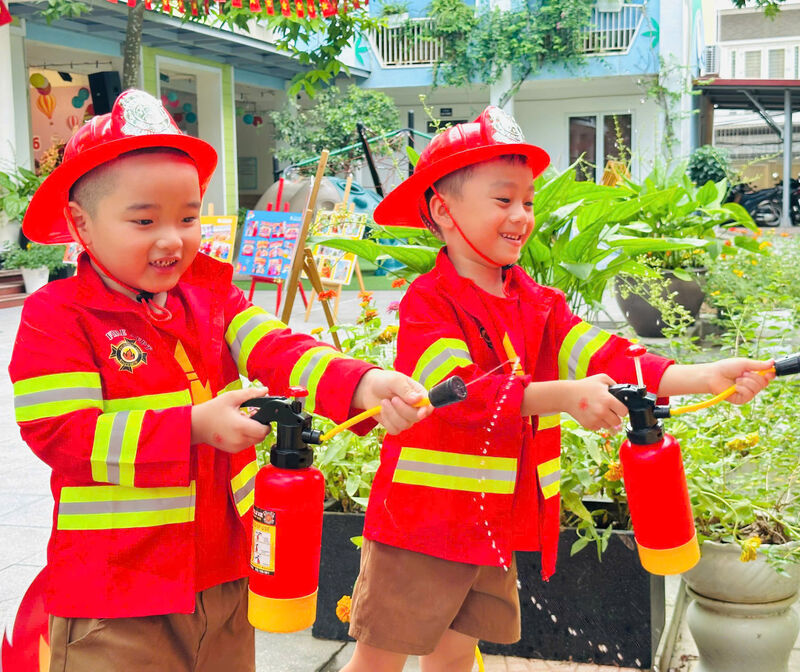 🌈TRƯỜNG MẦM NON TỨ LIÊN PHỐI HỢP VỚI TRUNG TÂM NOVASTAR TỔ CHỨC FESTIVAL KỸ NĂNG SỐNG MỪNG MÙA TỰU TRƯỜNG (2025-2026) - CHỦ ĐỀ “NGÀY HỘI NGHỀ NGHIỆP’’