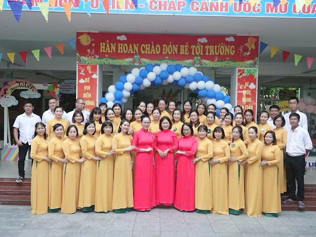 Trường mầm non Tứ Liên