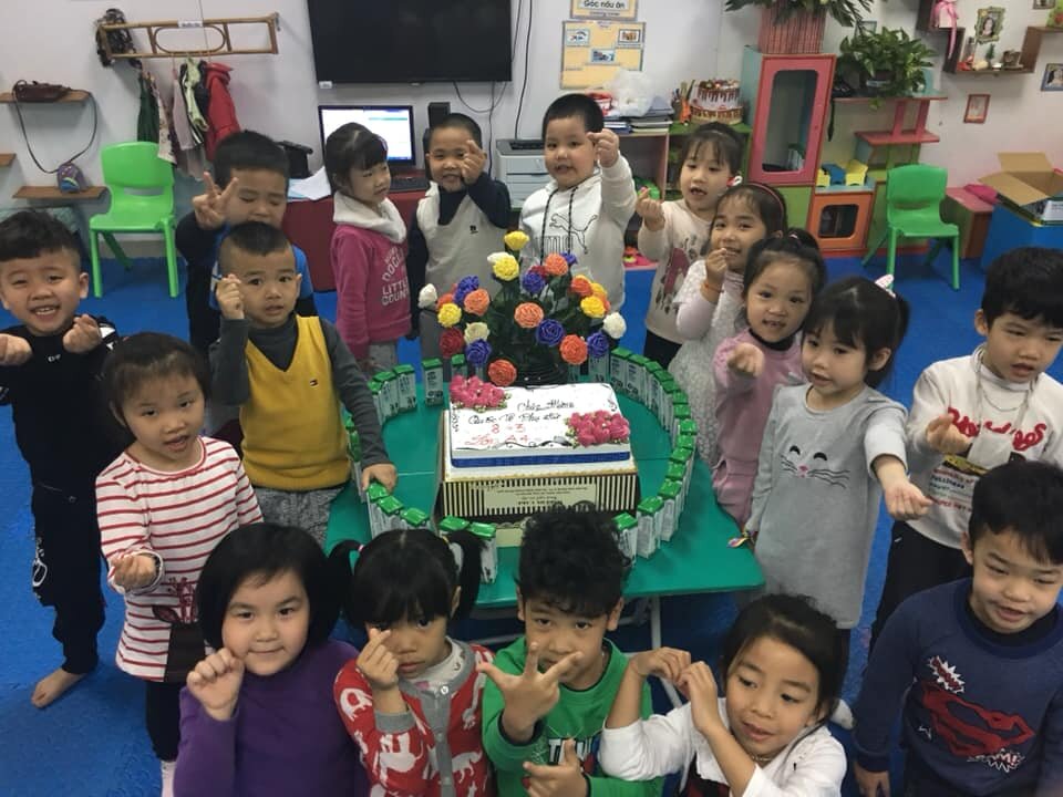 Mỗi ngày đến trường là một ngày vui.