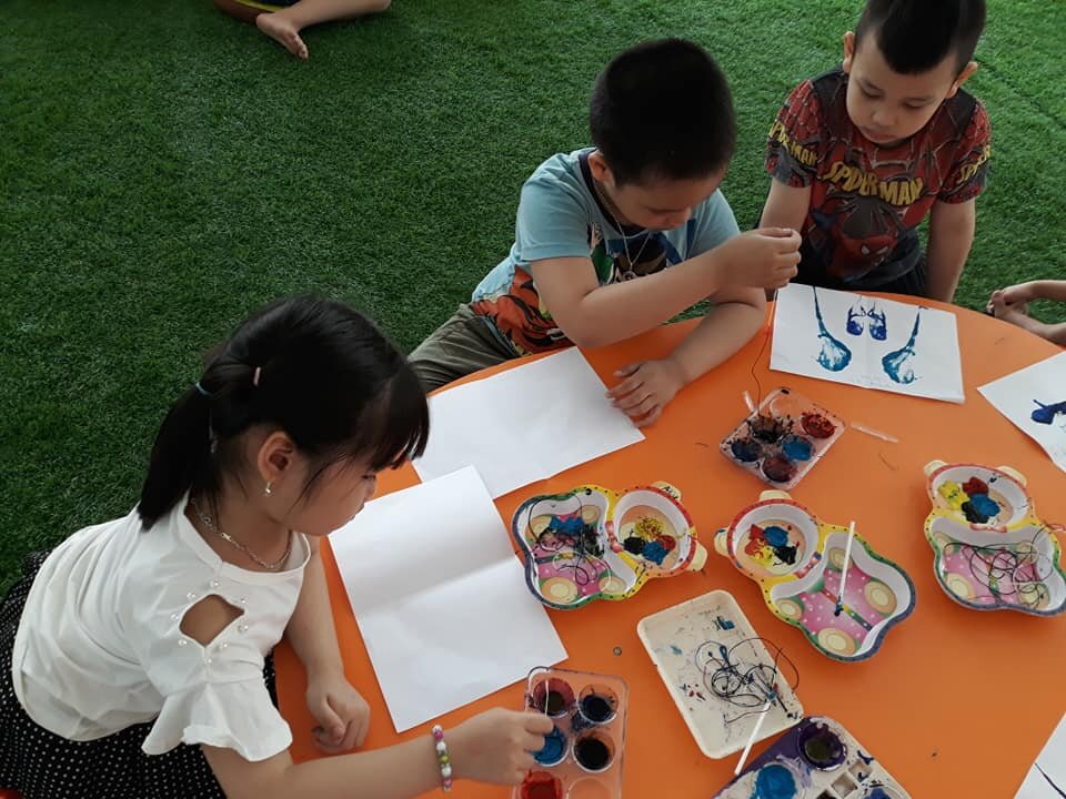 Trải nghiệm vẽ tranh bằng dây