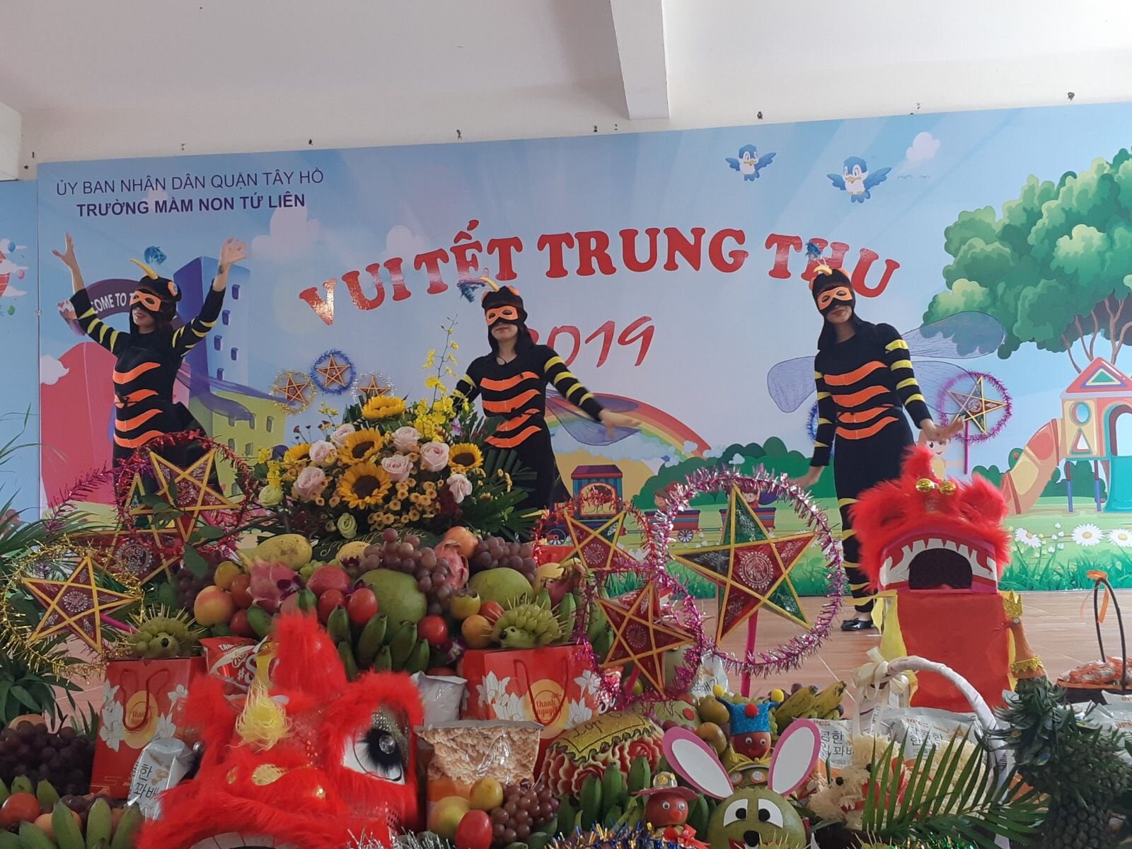 Bé vui đón tết trung thu