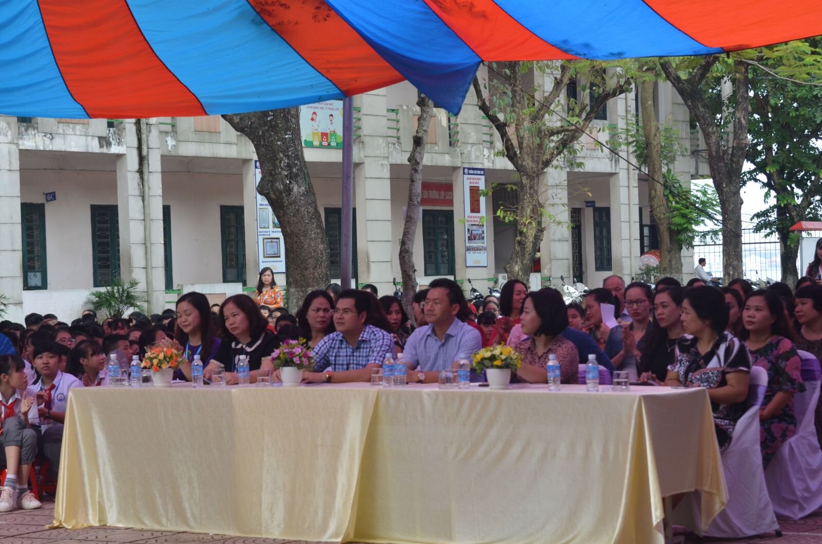 LỄ PHÁT ĐỘNG TRIỂN KHAI MÔ HÌNH TUYÊN TRUYỀN 2 BỘ QUY TẮC ỨNG XỬ TRONG CÁC TRƯỜNG TRÊN ĐỊA BÀN QUẬN TÂY HỒ