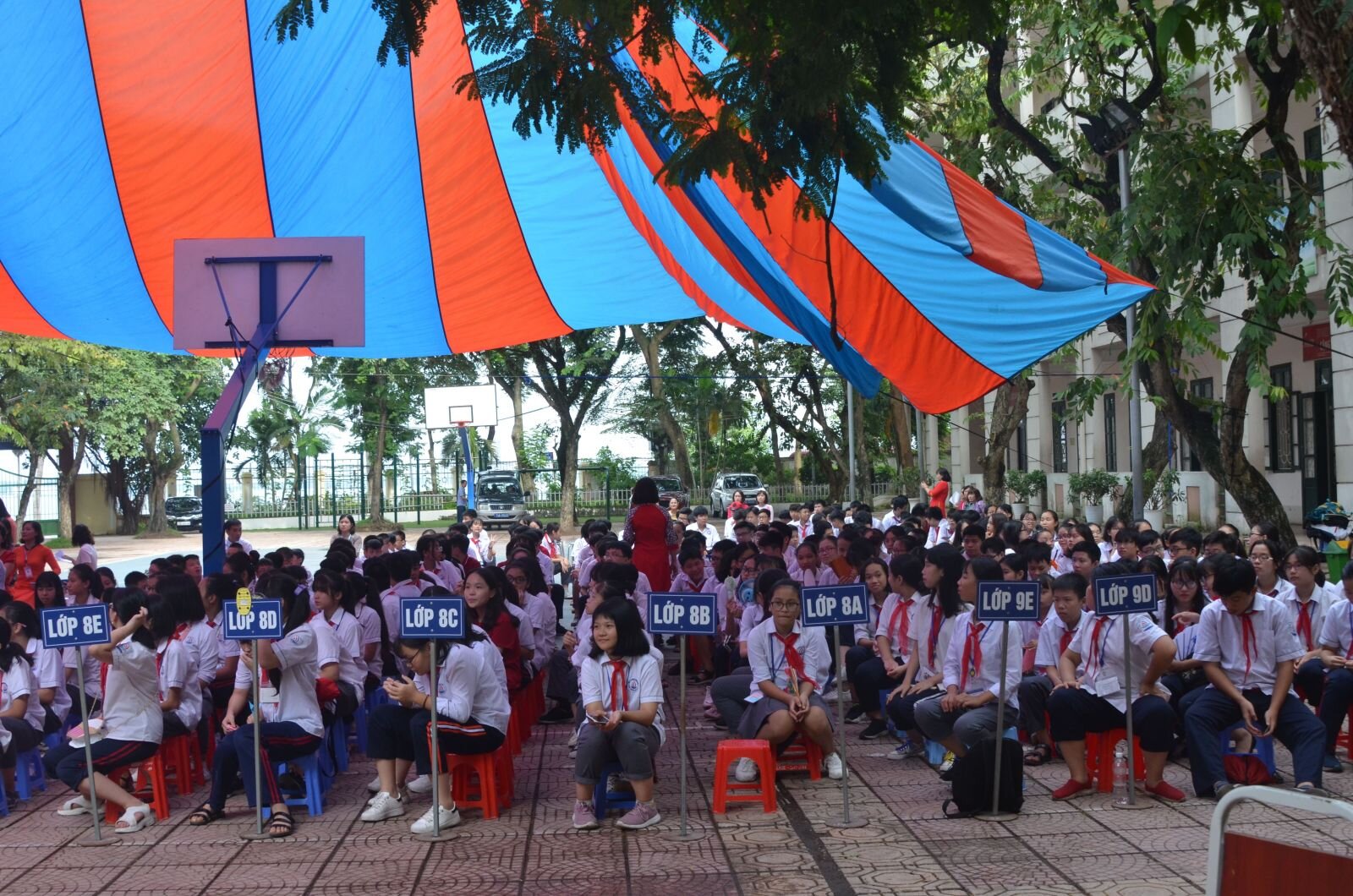 LỄ PHÁT ĐỘNG TRIỂN KHAI MÔ HÌNH TUYÊN TRUYỀN 2 BỘ QUY TẮC ỨNG XỬ TRONG CÁC TRƯỜNG TRÊN ĐỊA BÀN QUẬN TÂY HỒ