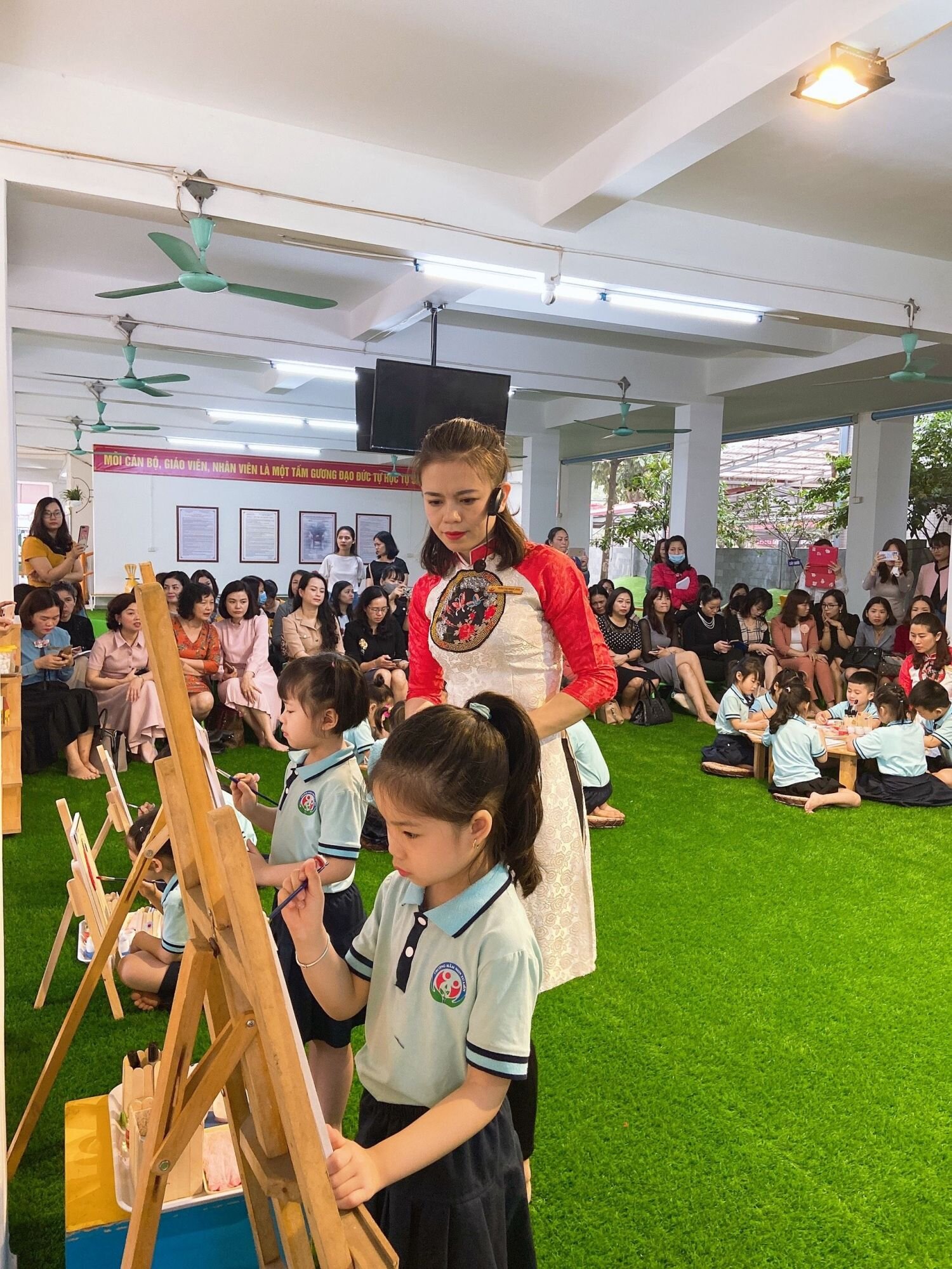 TRƯỜNG MẦM NON TỨ LIÊN TỔ CHỨC HOẠT ĐỘNG KIẾN TẬP TIẾT HỌC ĐẠT GIẢI CAO TRONG HỘI THI GIÁO VIÊN GIỎI CẤP QUẬN NĂM HỌC 2020-2021.