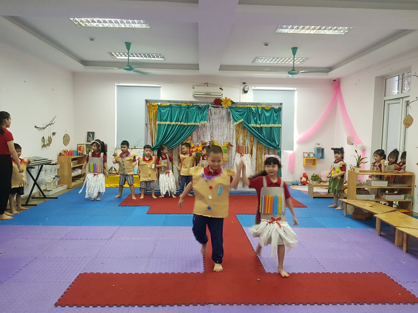 Bé trang trí thời trang