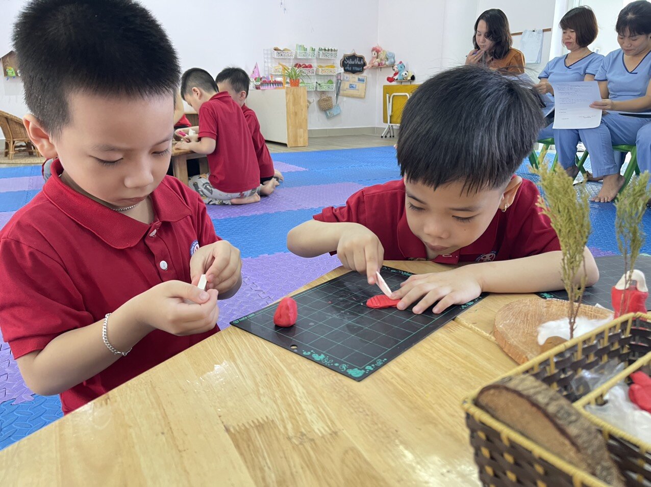 TRƯỜNG MN TỨ LIÊN TỔ CHỨC CHO GIÁO VIÊN KIẾN TẬP CÁC TIẾT ĐẠT GIẢI CAO TRONG HỘI THI GIÁO VIÊN, NHÂN VIÊN GIỎI CẤP TRƯỜNG