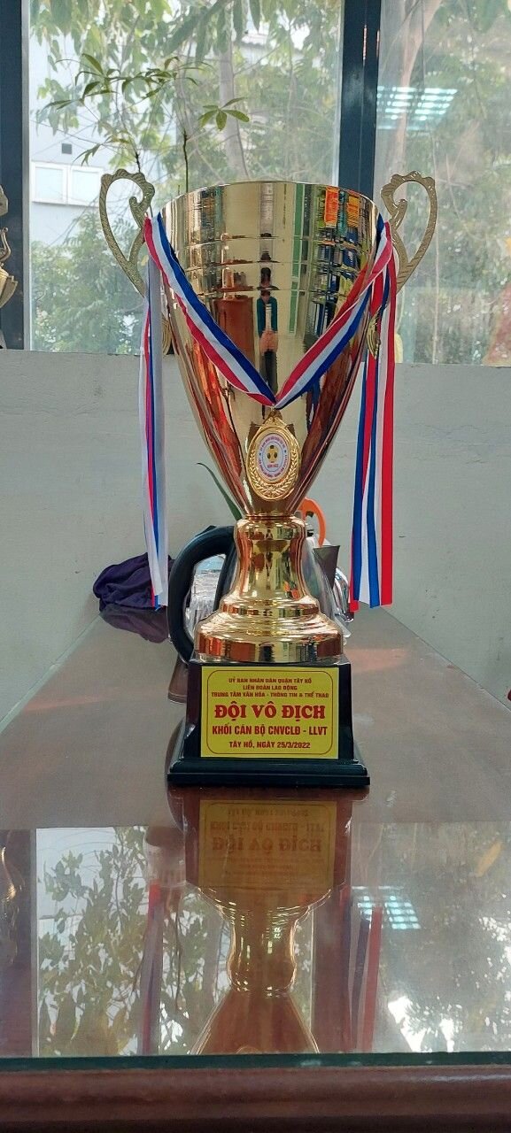 Chúc  mừng Đội tuyển bóng đá và kéo co nam nữ ngành GDĐT Tây Hồ trong Hội khỏe Phù đổng lần thứ VI quận Tây Hô